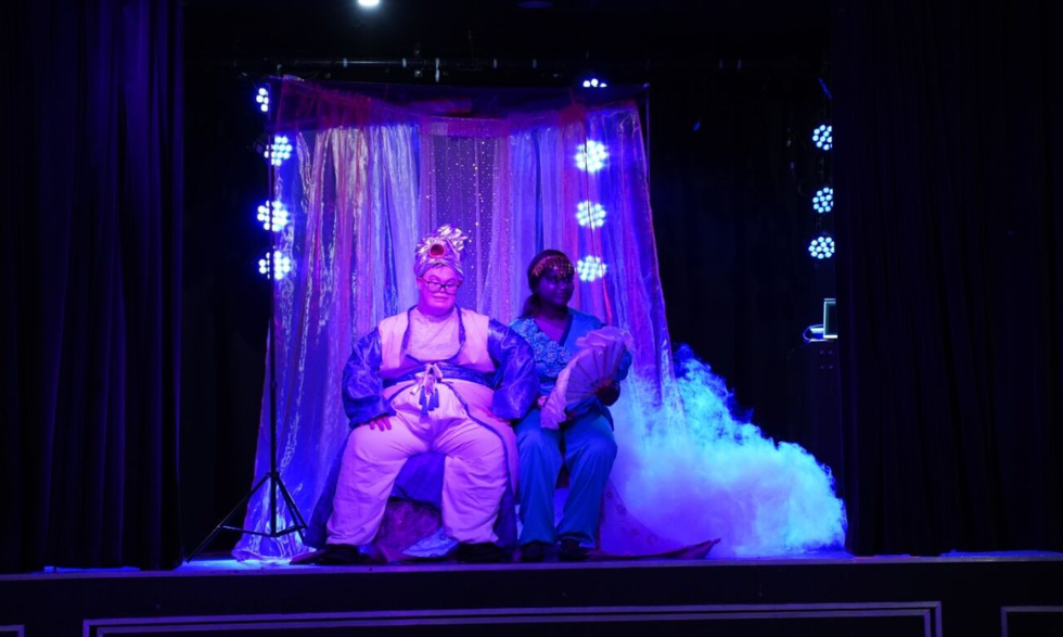 IMAGE: Clients playing aladdin and jasmine are on a magic carpet ride